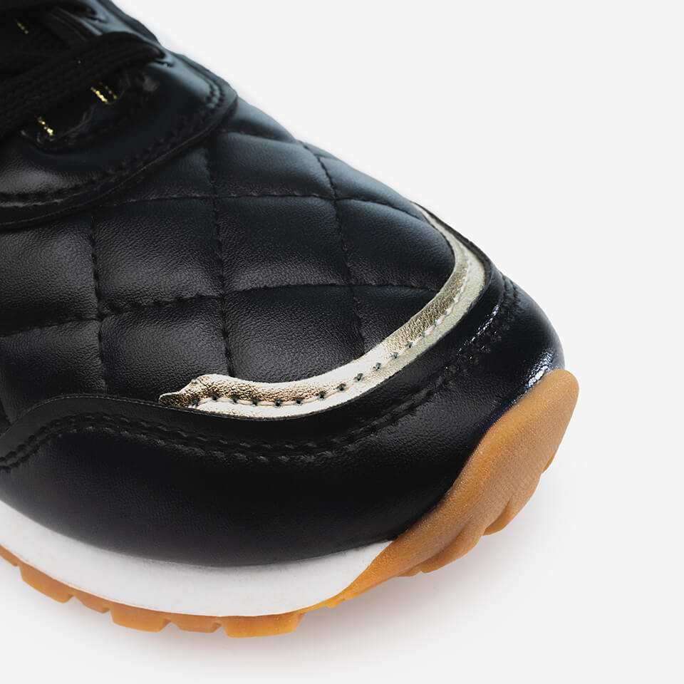 SNEAKERSY Z ANTYPOŚLIZGOWĄ PODESZWĄ CHICMOVE