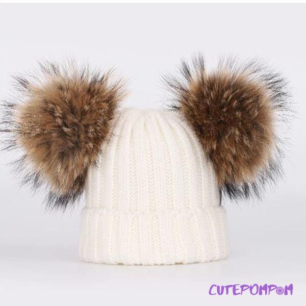WYJĄTKOWO CIEPŁY KOMPLET: CZAPKA I SZALIK CUTEPOMPOM®